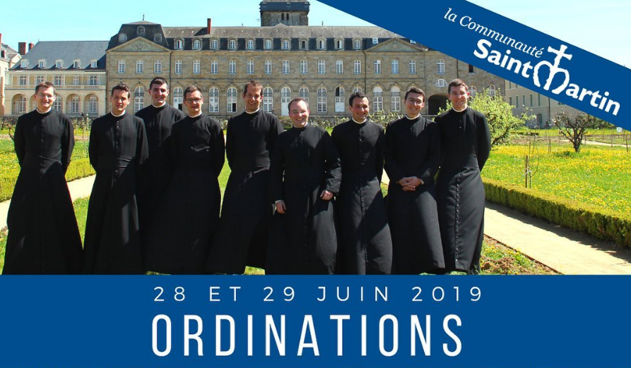 Ordinations sacerdotales de la communauté Saint Martin